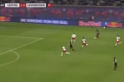 Leon Bailey en Kai Havertz zorgen samen voor héérlijke 'FIFA-goal' (Video)