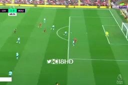 En dan doet Mo Salah plots dit (Video)