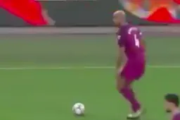 Kompany pakt uit met fantastische assist (Video)