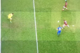 Mirakelredding van Donnarumma tegen Napoli (Video)