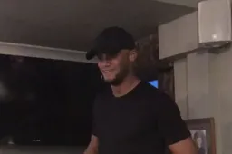 Vincent Kompany geeft indrukwekkende speech na titel (Video)