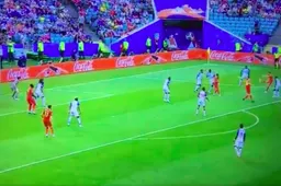 Dries Mertens breekt de ban met héérlijk doelpunt (Video)