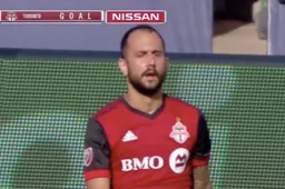 Touch of magic! Victor Vazquez maakt deze fraaie goal in MLS (Video)
