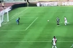 Santini imponeert met fenomenaal doelpunt tegen Ajax (Video)