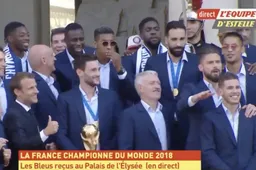 Franse speler maakt Rode Duivels belachelijk tijdens huldiging (Video)