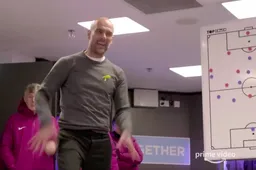 Unieke beelden van Guardiola in kleedkamer City veroveren het internet