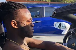 Batshuayi met Sprongebob achter stuur van Lamborghini