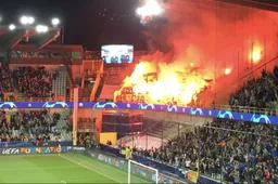 Dortmund-fans zorgen voor indrukwekkende Pyro