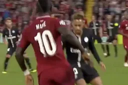 Sadio Mane beëindigt carrière van Neymar (VIDEO)
