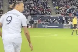Zlatan beëindigt carrière van tegenstander en kijkt dan achterna hoe het met hem gaat (VIDEO)