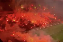 45.000 Galatasaray-fans zetten stadion in brand tijdens afsluitende training (VIDEO)