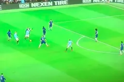 Agüero maakt adembenemende goal tegen Chelsea (VIDEO)
