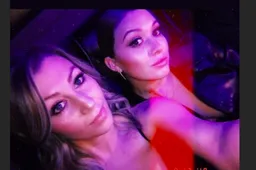 WAG van De Bruyne zet de bloemetjes buiten in uitdagende outfit