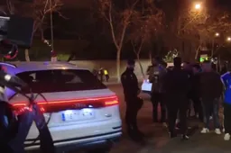 Real Madrid-fans pakken Courtois hard aan na pijnlijke CL-exit (VIDEO)