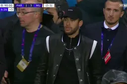 Neymar gaat volledig door het lint na ingreep VAR (VIDEO)