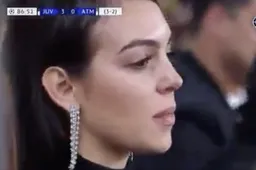 Georgina en Cristiano Jr verliezen het hélemaal bij 3-0 van Ronaldo (VIDEO)