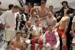 Cristiano Ronaldo komt kleedkamer van Juve binnen... En let dan goed op (VIDEO)