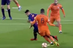 Suarez beëindigt carrière van Guedes zonder bal te raken (VIDEO)