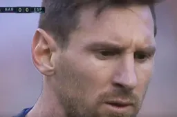Messi verbaast de wereld met 'Panenka vrije trap' (VIDEO)