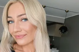 WAG van Frank Boeckx in sexy zomeroutfit, Gent-speler zoekt troost bij knappe vriendin