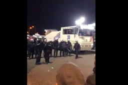 RSCA-fans laten zich ook na gestaakte topper van slechtste kant zien (VIDEO)