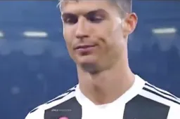 Kijk wat gefrustreerde Cristiano Ronaldo deed tijdens Juventus-Ajax (VIDEO)