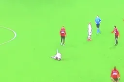 Ongelofelijke schwalbe van Neymar gaat de wereld rond (VIDEO)