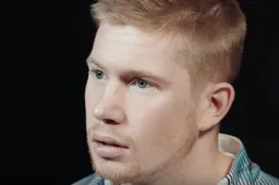 De Bruyne over video die viraal ging: "Daarom stonden ik en Klopp te praten"