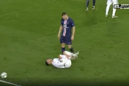 Mogelijk zware blessure voor Hazard na smerige fout van Meunier (VIDEO)