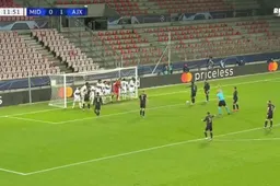 11 spelers op doellijn, maar kijk wat Tadic doet met indirecte vrijschop (VIDEO)