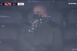 Martinez scout 3 spelers tijdens Beerschot-Antwerp: "Híj kan er niets van"