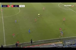 Ultieme vernedering voor Gent-speler: "Dat hij in de basis staat is ronduit belachelijk"