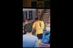 Erling Haaland verbaast de hele wereld na verlies op Man City: "Is hij gek?!" (VIDEO)