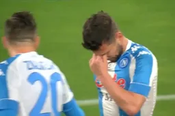 Emotionele Dries Mertens in tranen bij Napoli: dit is er aan de hand (VIDEO)
