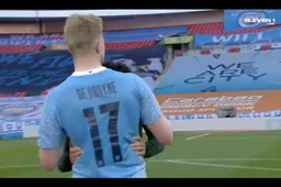 Dít beeld van De Bruyne gaat de hele wereld rond: "Meent hij dat nu?!" (VIDEO)