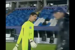 Beelden van vernedering Courtois na Real Madrid-Chelsea gaan viraal (VIDEO)