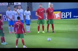 Iedereen lacht Cristiano Ronaldo uit na déze verschrikkelijke actie (VIDEO)