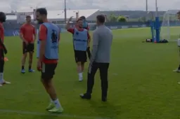 Dries Mertens compleet belachelijk gemaakt bij Rode Duivels (VIDEO)