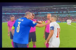 Iedereen heeft het na Italië-Spanje over Chiellini: "Die is knettergek!" (VIDEO)