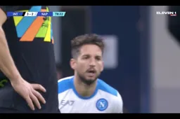 Dries Mertens doet alle monden openvallen bij Napoli (VIDEO)