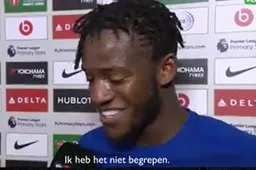 Hilarisch: Batshuayi begrijpt vraag niet...en dan doet ploegmaat dit (Video)