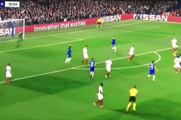 Wat een knal! Zo zet Luiz Chelsea op voorsprong (Video)