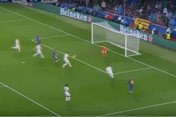 Proto krijgt dit enorm lullige doelpunt tegen van Barça (Video)