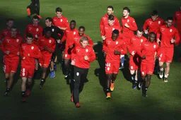 Standard-speler verlaat stage om transfer te regelen