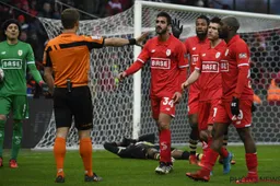 Vertenten heeft het helemaal verkorven bij de Standard-fans na deze beslissing