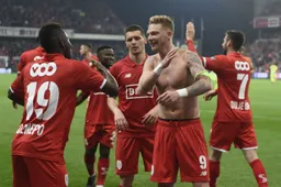 'Sterkhouder plots op weg naar uitgang bij Standard'