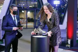 Gouden Schoen en Red Flame Tine De Caigny durft zich blootgeven