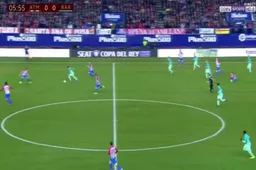 Suarez maakt Atlético Madrid-verdediging belachelijk met wonderbaarlijke solo en scoort (Video)