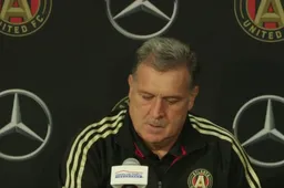 Coach is wel zeer bijgelovig en daar is journalist de dupe van