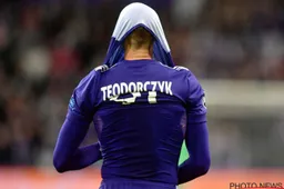 Teodorczyk verrast mogelijk met deze fraaie transfer